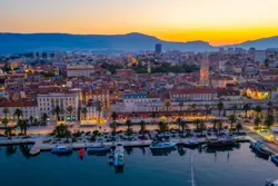 Book a dentist in the beautiful city of Split.